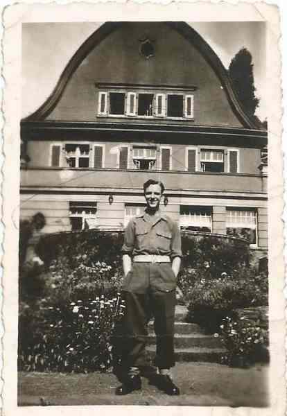 Images/grandad photos00120038.jpg